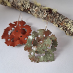 Load image into Gallery viewer, Foliose Wild - Statement earrings
