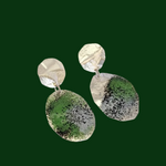 Load image into Gallery viewer, Held to stone - Green
